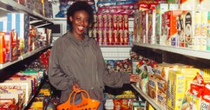 Comprendre la satisfaction client : stratégies d&rsquo;analyse et d&rsquo;amélioration par le biais des enquêtes